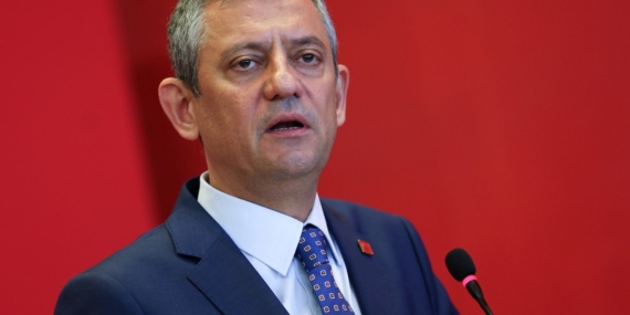 Özgür Özel Milletvekili Toplantısında Yerel Seçim Sonuçlarını ve Parti Bütçesini Değerlendirdi