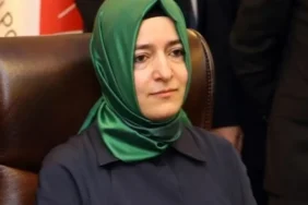 Fon İddiaları Sonrası İstifa Eden Fatma Betül Sayan Kaya AKP Kayıtlarından Çıkarıldı