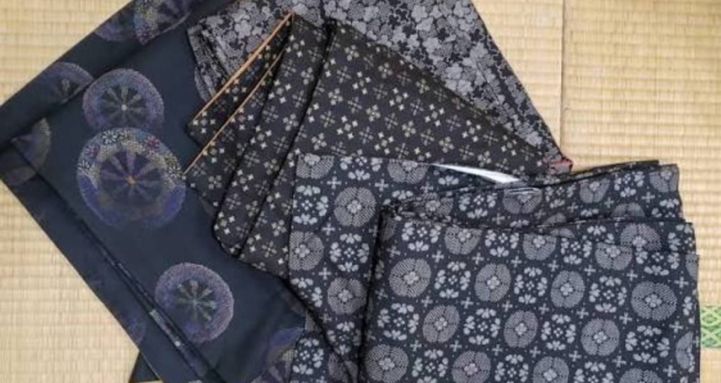 Japonya'da Üretilen Oshima Tsumugi İpeğinin Top Fiyatı 400 Bin Yeni Buluyor