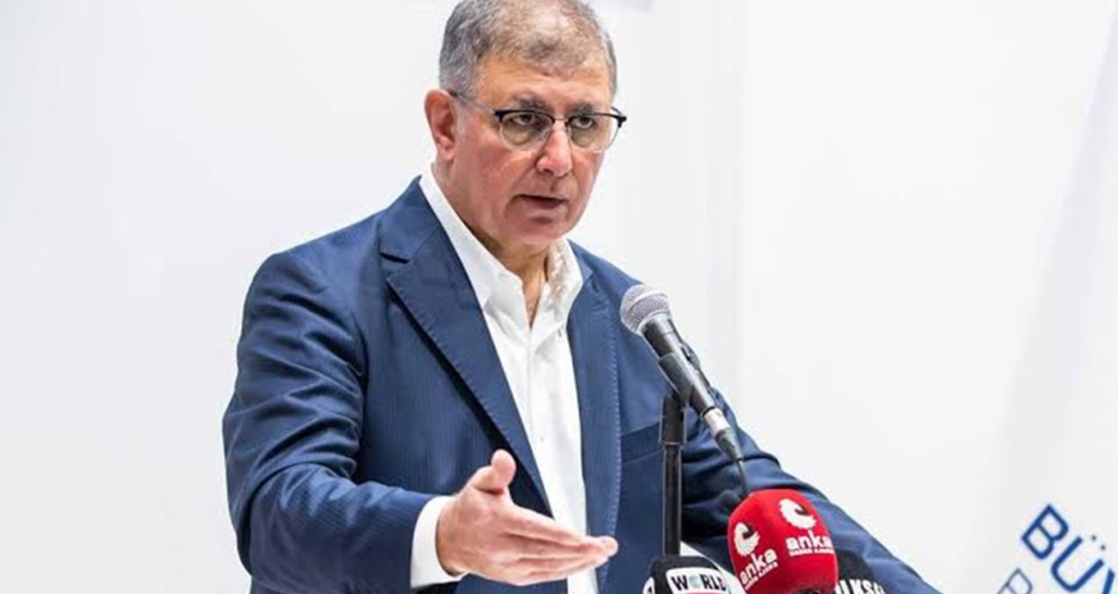 Saygı Öztürk Cemil Tugay ile Yaptığı Parti Değişikliği Konulu Görüşmeyi Anlattı