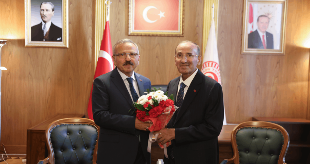 TBMM Başkanvekilliği görevini devreden Bekir Bozdağ yerini Yusuf Beyazıt'a bıraktı