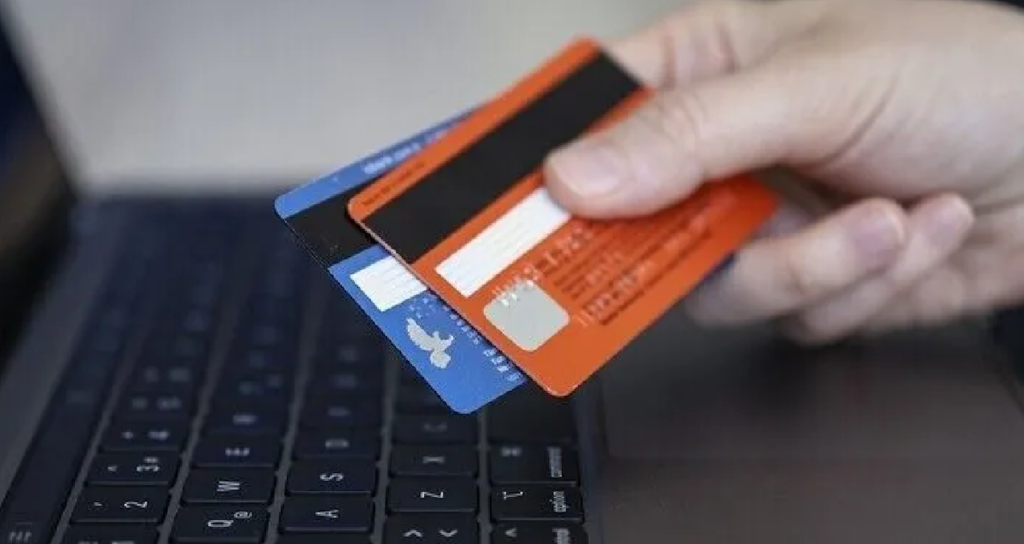 Kredi Kartı Limitini Nakde Çeviren İşlemlere Karşı Bankalardan Kısıtlama Uyarısı